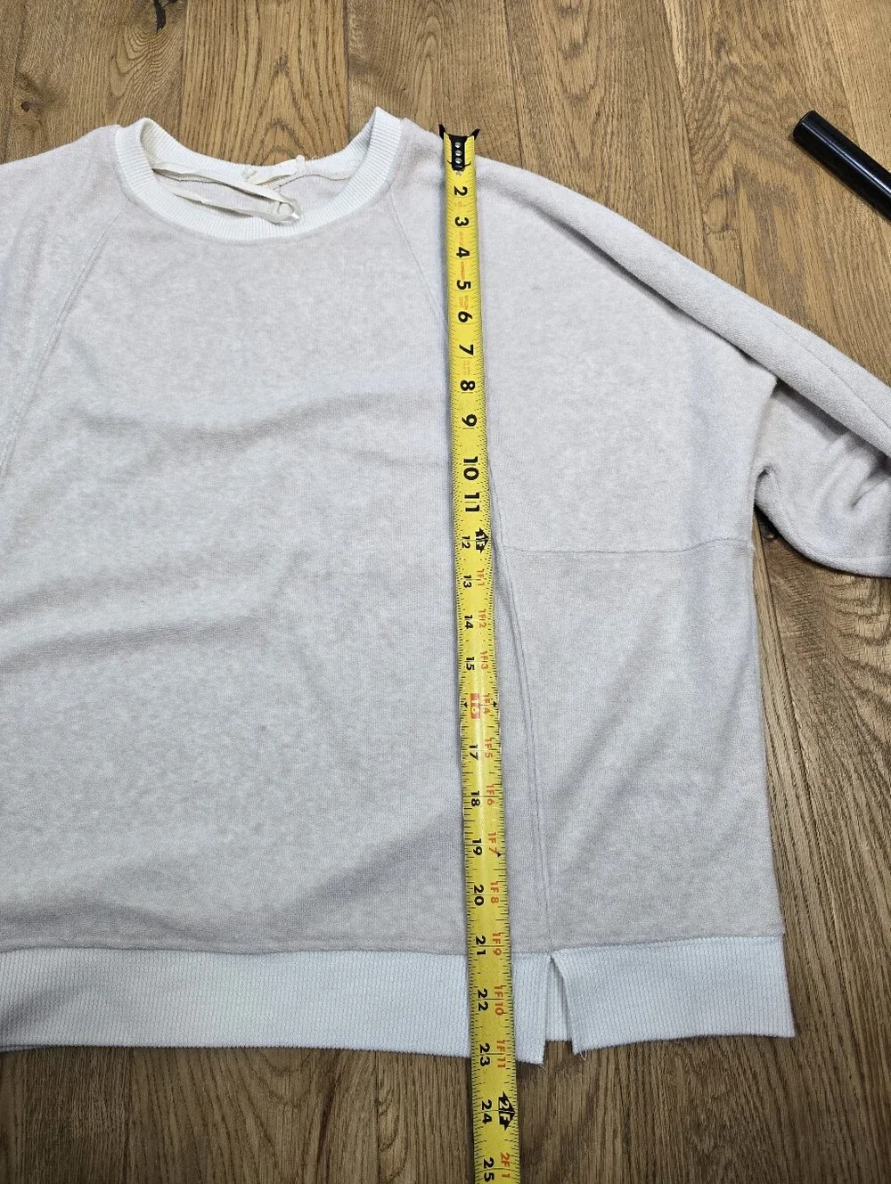 New In Cream Textures Oversized Sweater Medium